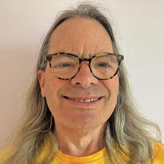 Leo Schiff, Board President