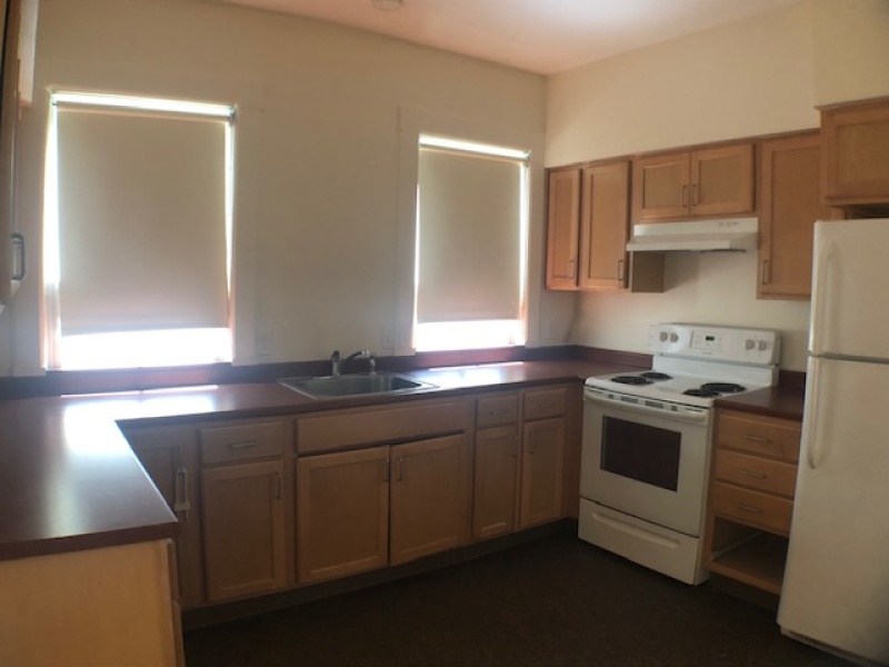 13 Canal Street, Brattleboro, Vermont 05301, ,Apartment,For Rent,The Victoria,Canal Street,1037