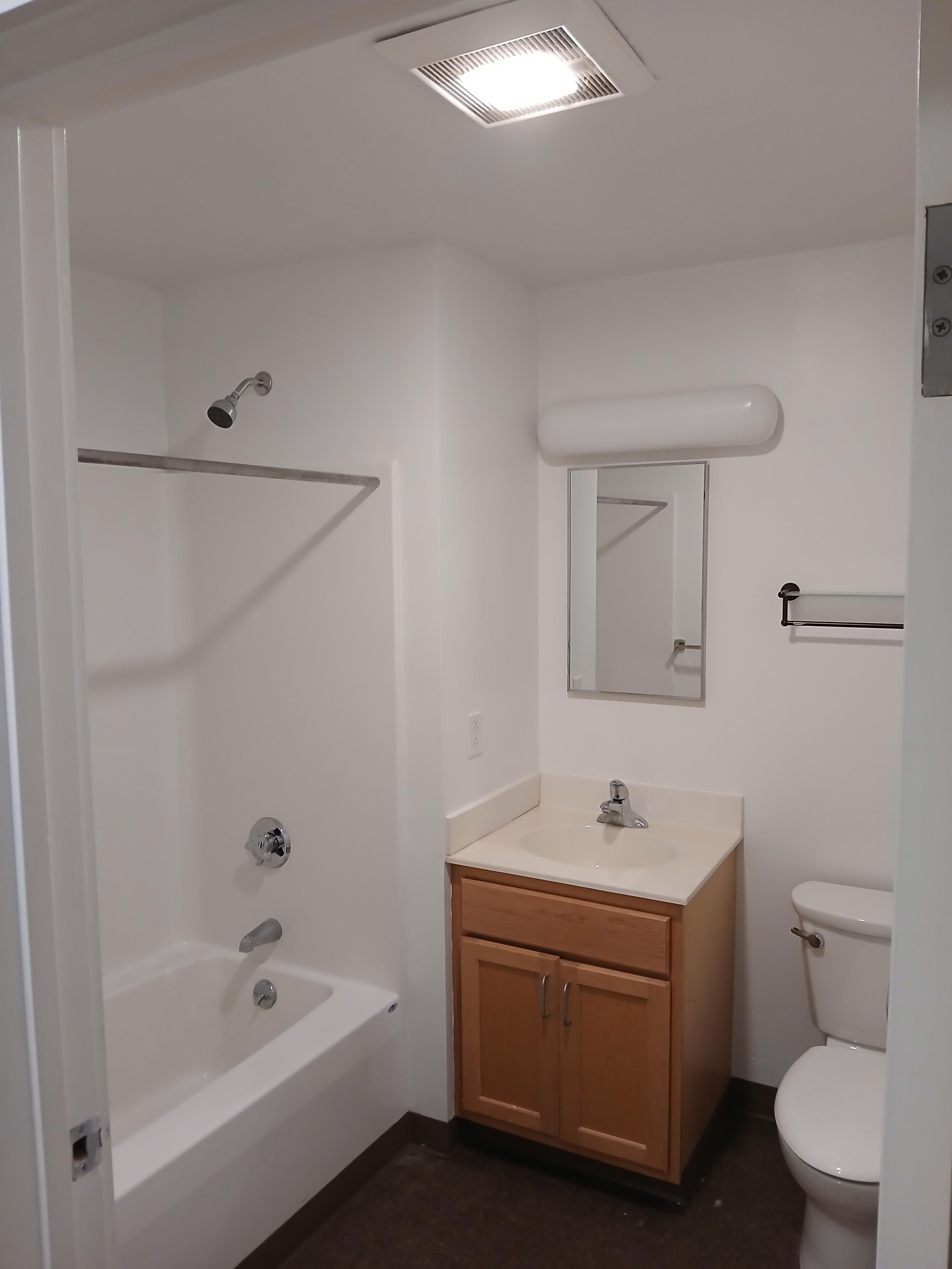 99 Green Street, Brattleboro, Vermont 05301, 0 , 0 ,0,Apartment,For Rent,99 Green Street,Green Street,0,1057