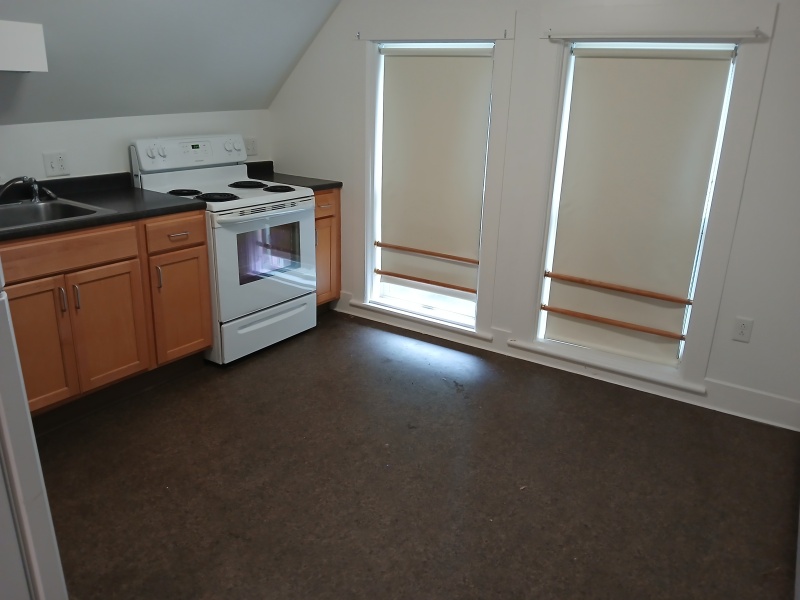 99 Green Street, Brattleboro, Vermont 05301, 0 , 0 ,0,Apartment,For Rent,99 Green Street,Green Street,0,1057